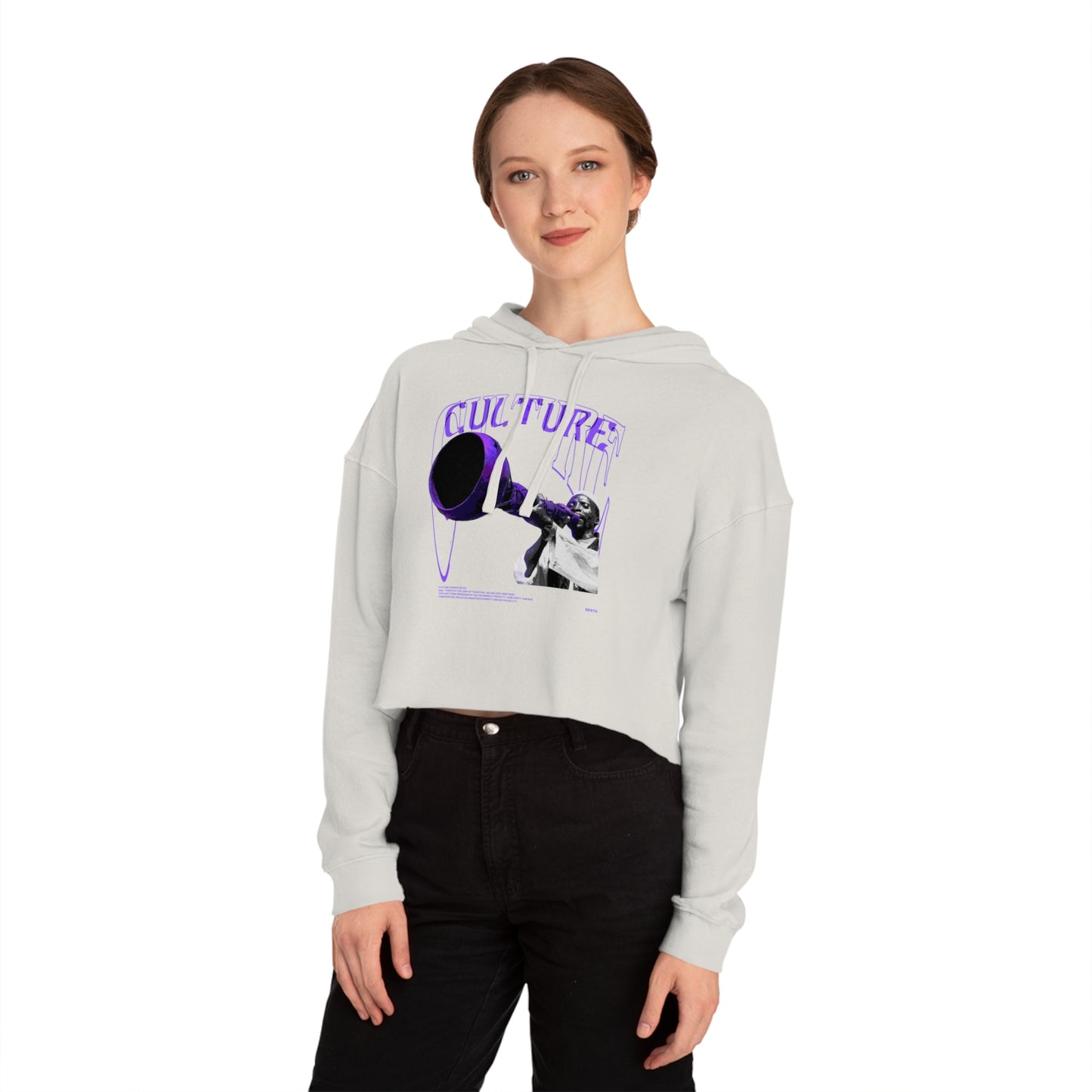 Cropped Hooded Sweatshirt - 'CULTURE' Graphic Tee for Trendy Women