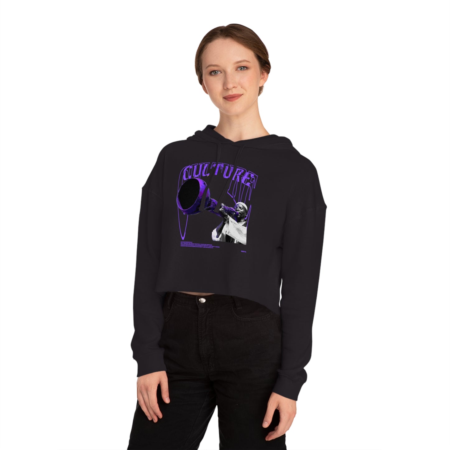 Cropped Hooded Sweatshirt - 'CULTURE' Graphic Tee for Trendy Women